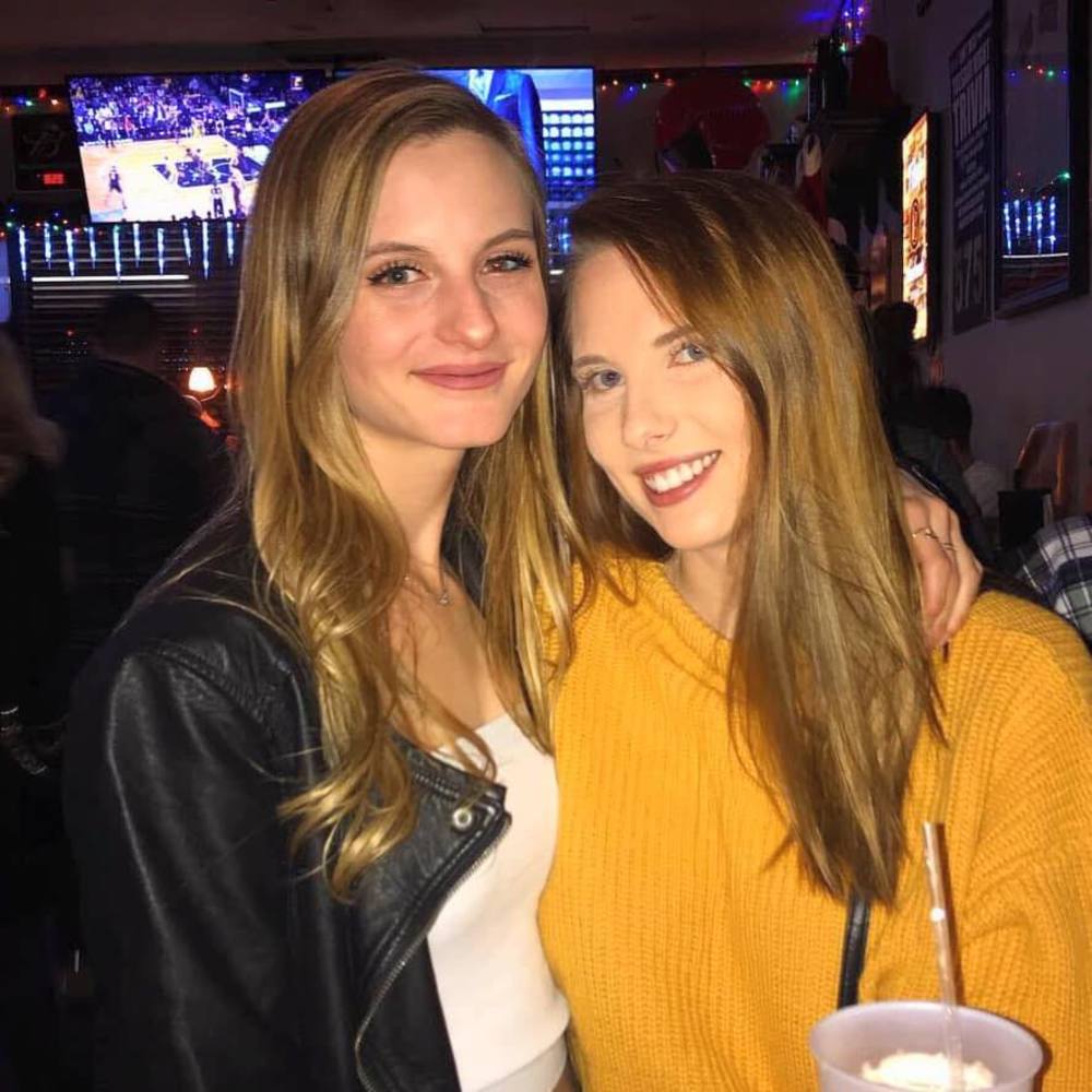 Meet your Posher, Camilla - Picture 1 of 1